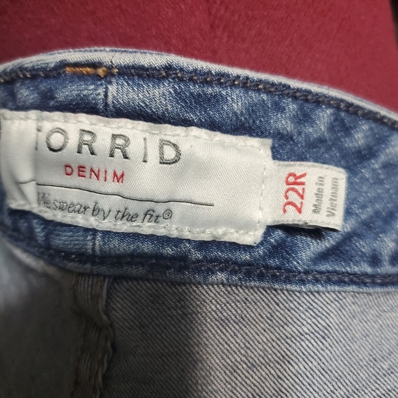 Torrid Womens Jeans Medium Wash Size 22 - Picture 6 of 6